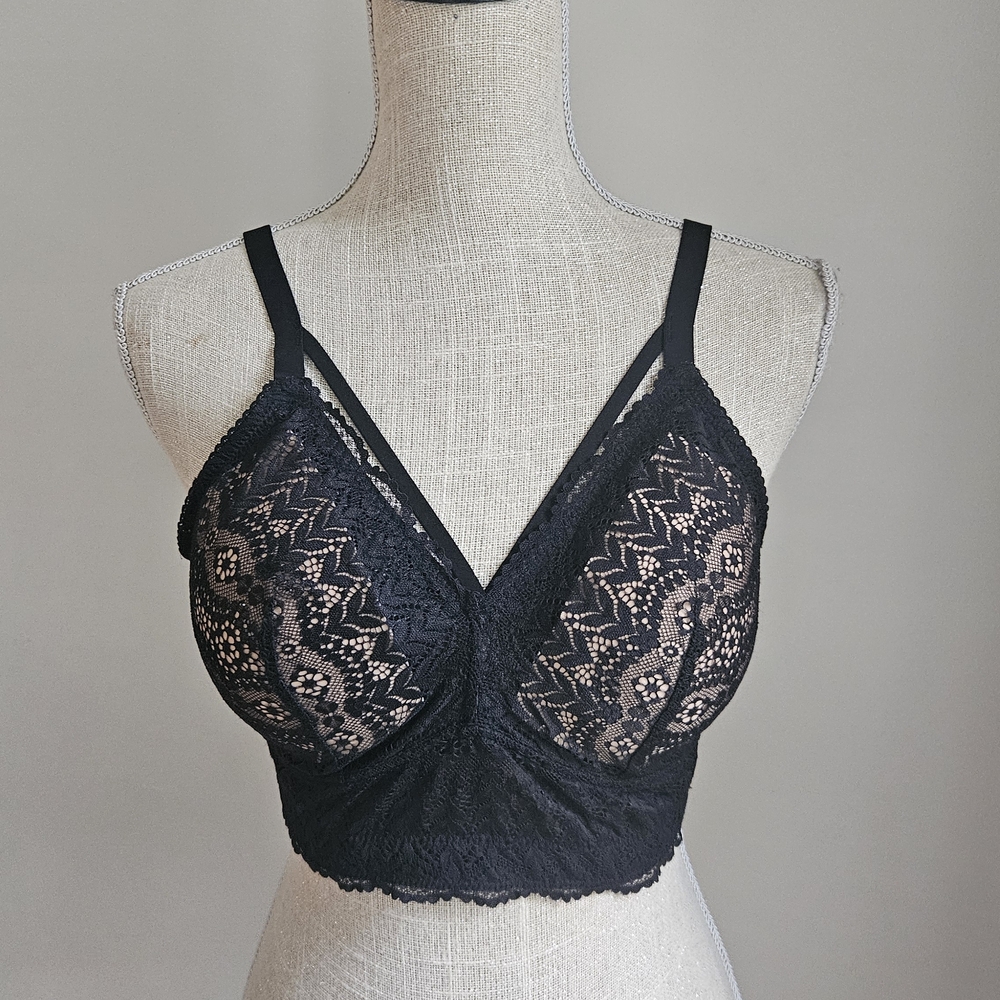 PARFAIT Elegant Black Lace Bralette